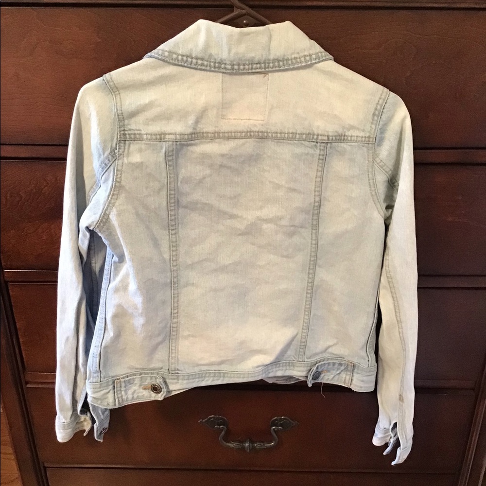 Jean Jacket! - Picture 4 of 4